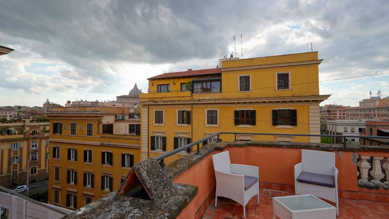 Rhome-Apartments-Rooftop-St-Peter-terrazza-roof-2